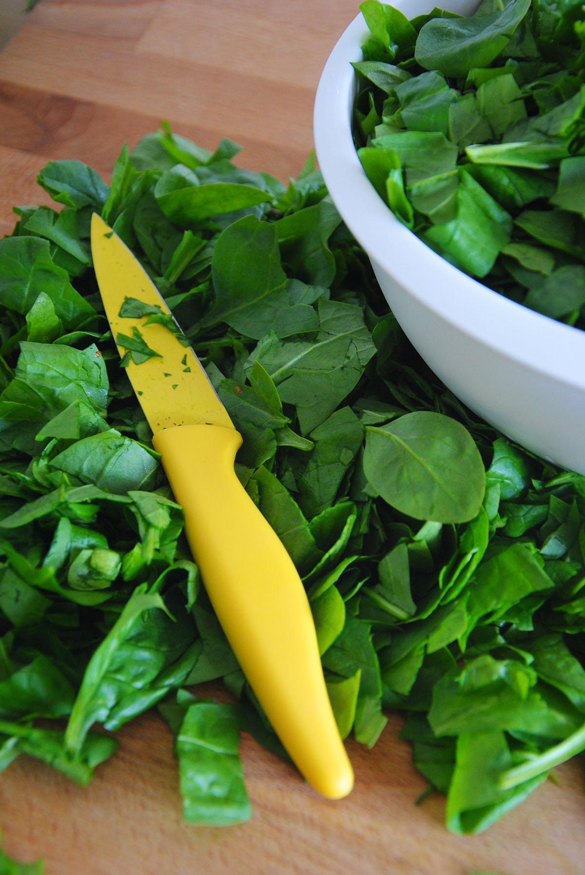 cut spinach