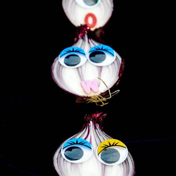 onions with googly eyes