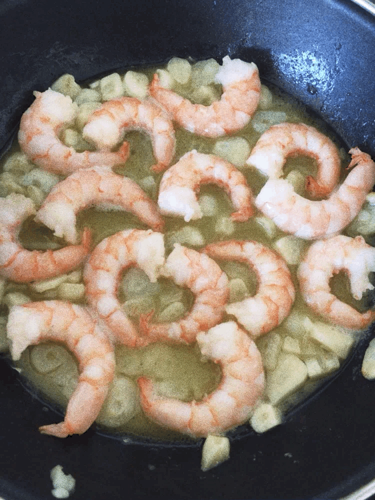 prawns frying in butter and garlic